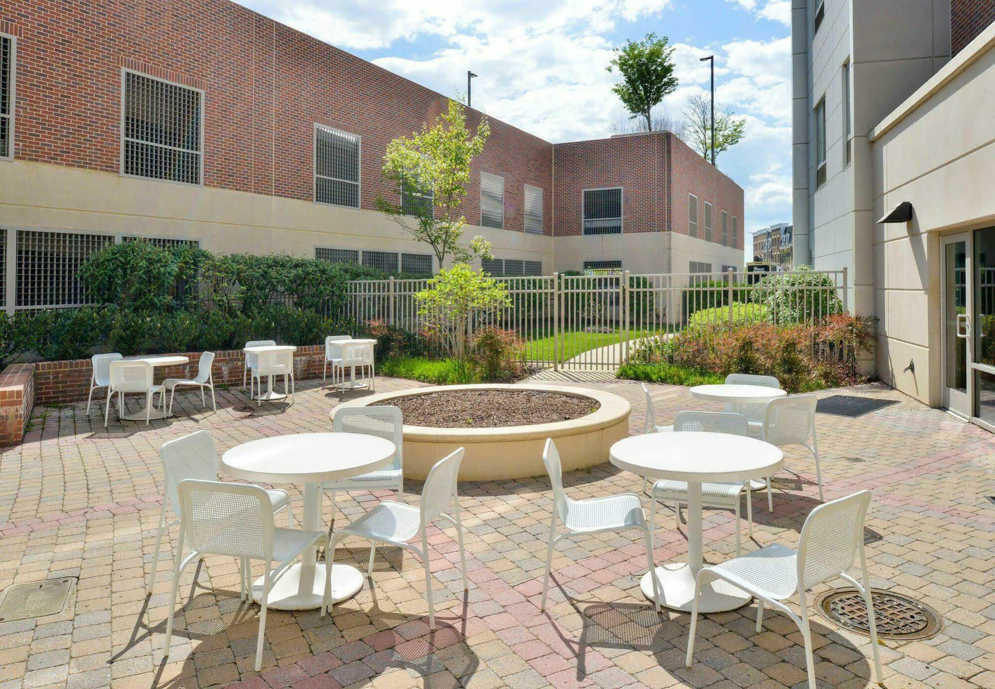 Springhill Suites Fairfax Fair Oaks Exterior foto